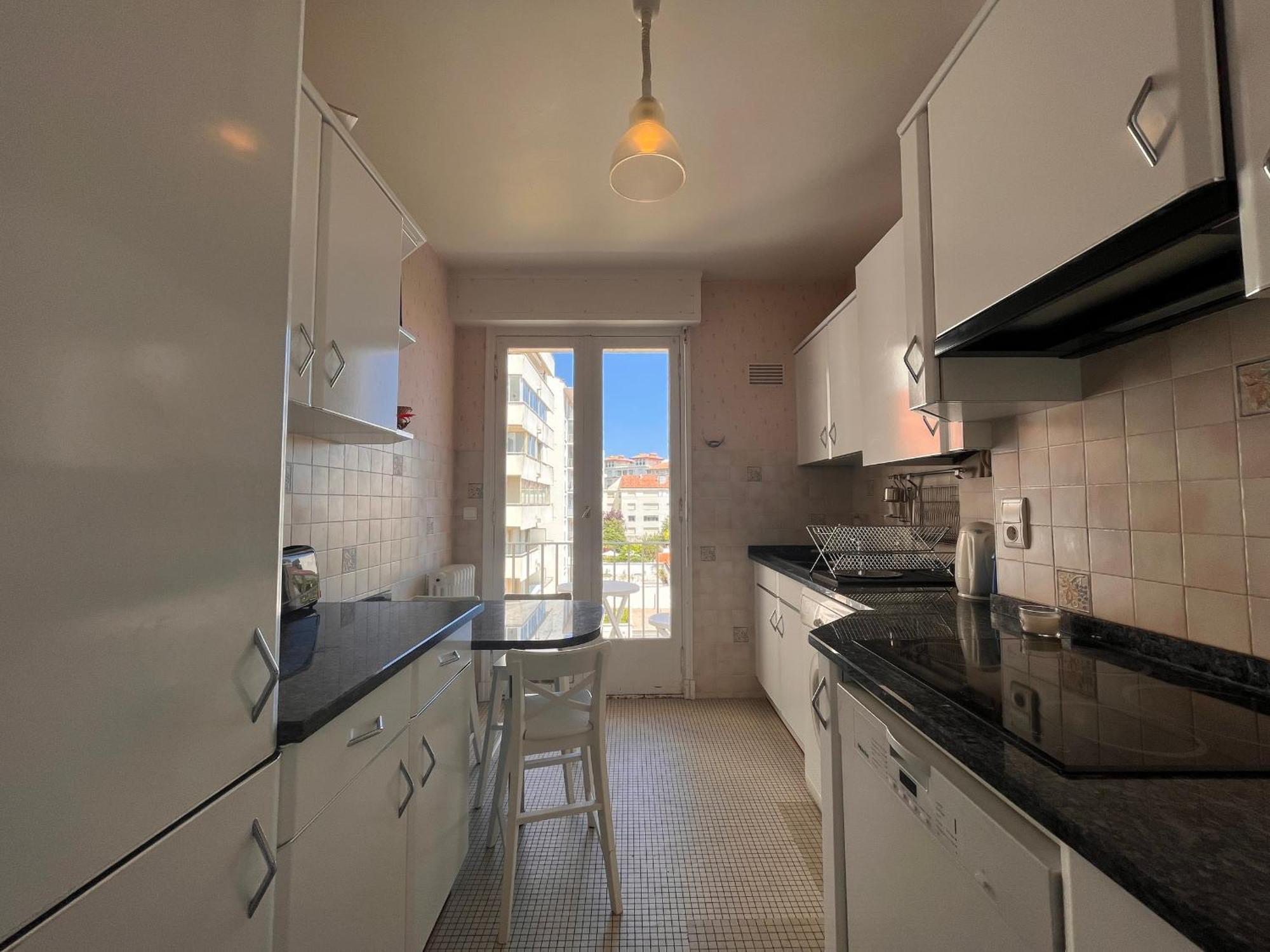 Appartement Lumineux, Proche Plage, Balcon, Parking, Wifi - Fr-1-239-962 Saint-Jean-de-Luz Exteriér fotografie
